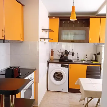 Laura * Приморско